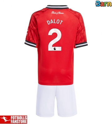 Manchester United Diogo Dalot #2 Hemmatröja Barn 2025-26 Kortärmad (+ Korta byxor)